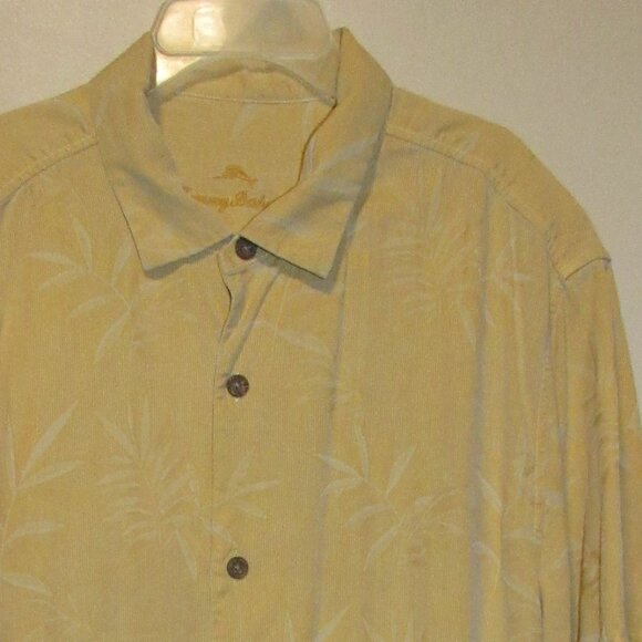Tommy Bahama 100% Silk Button Up Shirt Yellow Mens XL Tropical Embossed Textured - Picture 4 of 4